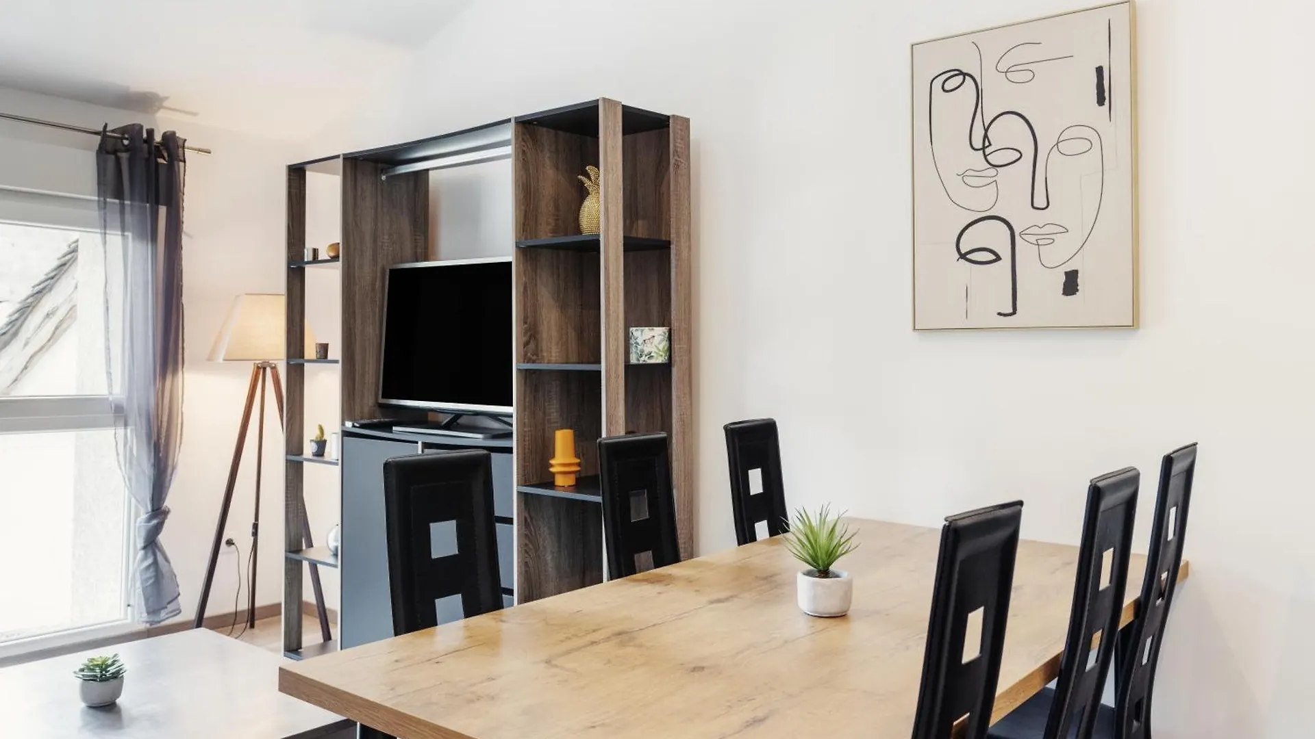 2 Chambres, Hyper-Centre, Stationnement Prive Gratuit Bourg-en-Bresse Apartman