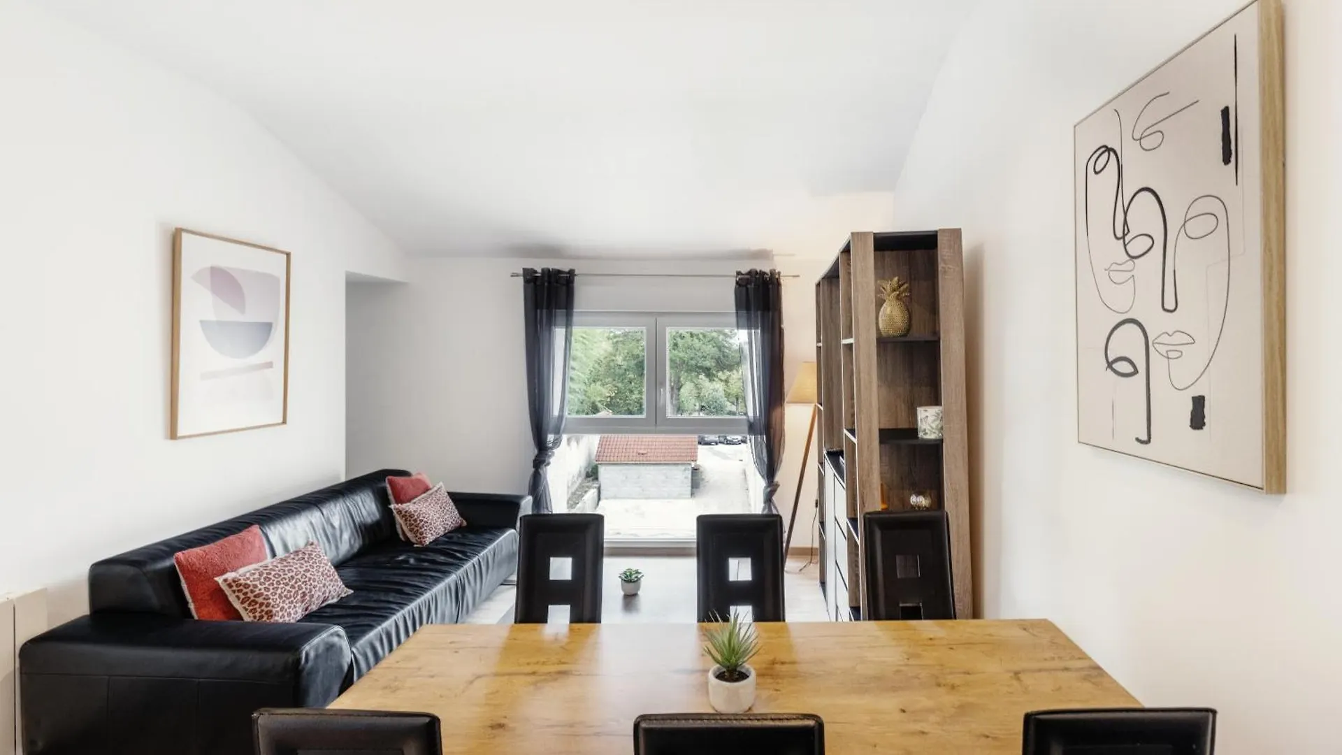 2 Chambres, Hyper-Centre, Stationnement Prive Gratuit Bourg-en-Bresse